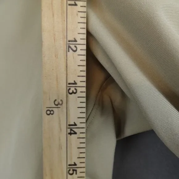 Lululemon Commission Shorts Warpstreme Chino Classic Artifact Sand Mens Size 38 - Picture 7 of 9